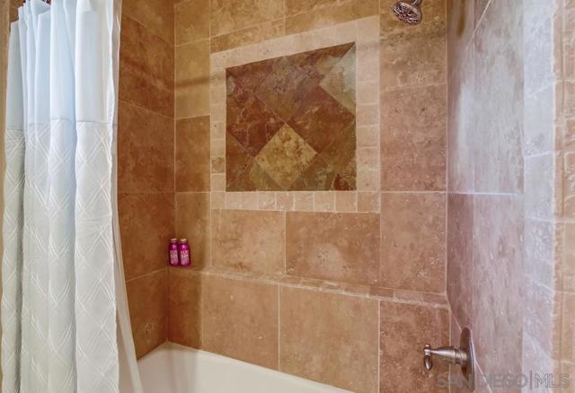 13037 Yerba Valley Way, Lakeside CA: https://media.crmls.org/mediaz/909539ce-75f1-4f77-8875-d11cffd7dadb.jpg