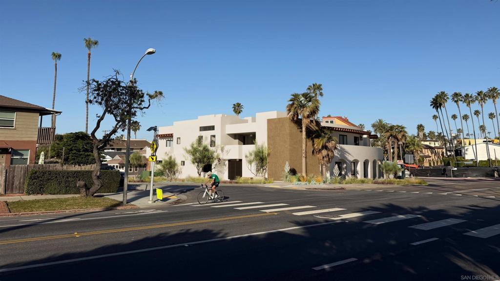 6710 La Jolla Blvd - photo 7
