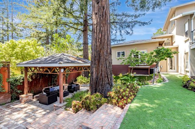 3119 Oak Knoll Drive, Redwood City CA: https://media.crmls.org/mediaz/9096150d-e01d-434f-ba79-ce01facc115c.jpg