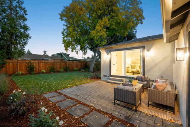 840 8th Avenue, Redwood City CA: https://media.crmls.org/mediaz/90967784-7338-4e32-9f94-ea054a2b67dd.jpg