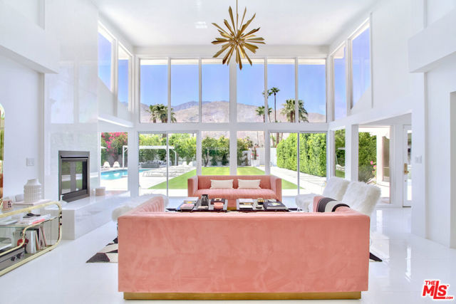 678 S Thornhill Road, Palm Springs CA: https://media.crmls.org/mediaz/90967f21-bf3f-42ba-b677-5674fae1b95d.jpg
