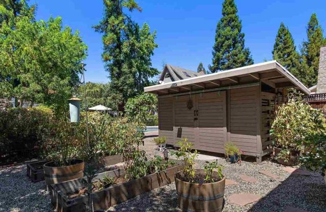 2720 Miranda Avenue, Alamo CA: https://media.crmls.org/mediaz/9096e8c0-cfee-4b6e-9d2d-13700a5ced68.jpg