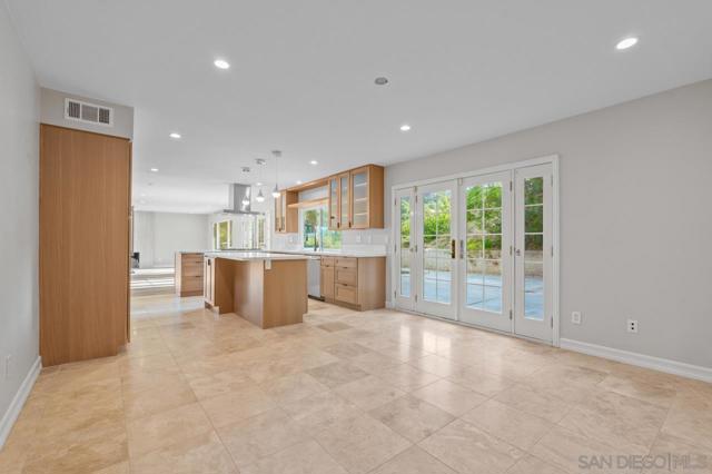 Image 15 of 33 For 5122 Edgeworth