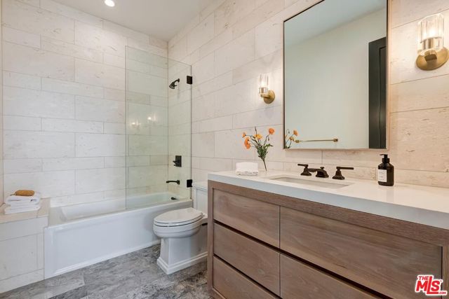 1916 N Serrano Avenue, Los Angeles CA: https://media.crmls.org/mediaz/9097324b-8977-445a-b9b3-cf8f118a56df.jpg