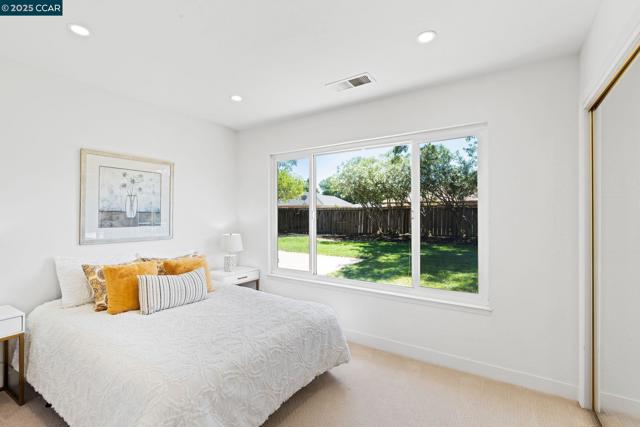 197 Hazel Dr, Pleasant Hill CA: https://media.crmls.org/mediaz/90973664-53da-4d13-824c-be7b46e9ad13.jpg