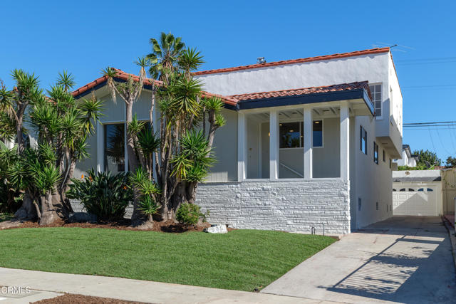 Detail Gallery Image 1 of 48 For 906 S Stanley Ave, Los Angeles,  CA 90036 - 5 Beds | 3/1 Baths