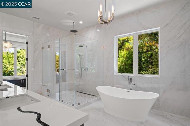 74 Middlefield Rd, Atherton CA: https://media.crmls.org/mediaz/9098a579-1d9d-4736-9d9f-6075dac6ba97.jpg