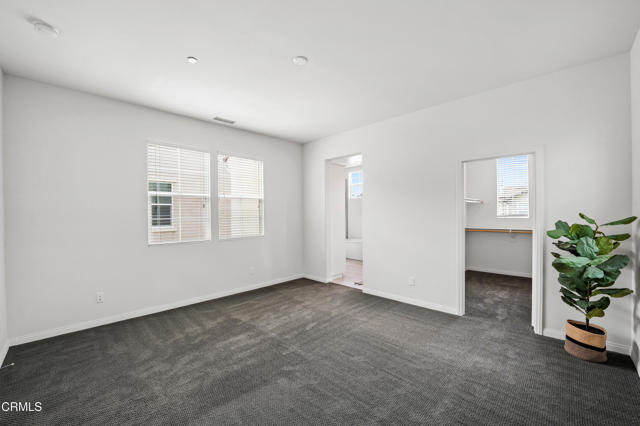 174 Stage Trail Road, Camarillo CA: https://media.crmls.org/mediaz/9098d342-97da-4c6d-ae7b-f4029f9416f9.jpg