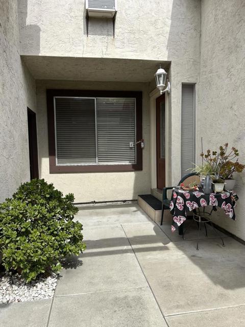 2071 Sunset View Place, San Jose CA: https://media.crmls.org/mediaz/909a02c3-4296-434d-a4d6-adbc7593323d.jpg