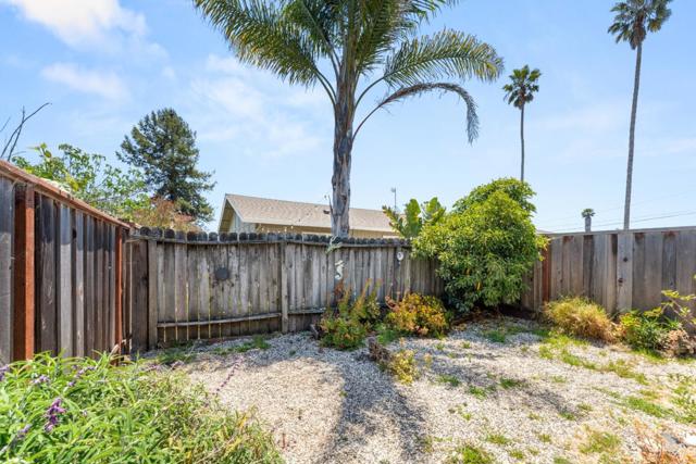 330 Trescony Street, Santa Cruz CA: https://media.crmls.org/mediaz/909a7edc-3b70-45ce-955b-c3b0ce35130a.jpg