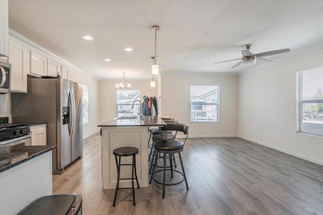 3015 E Bayshore Road, Redwood City CA: https://media.crmls.org/mediaz/909b10d3-de25-481a-b18e-7981ab74219f.jpg