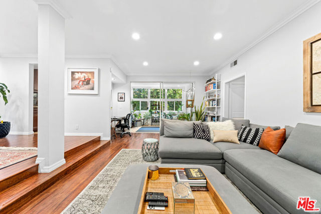 14144 DICKENS Street, 218 photo 3