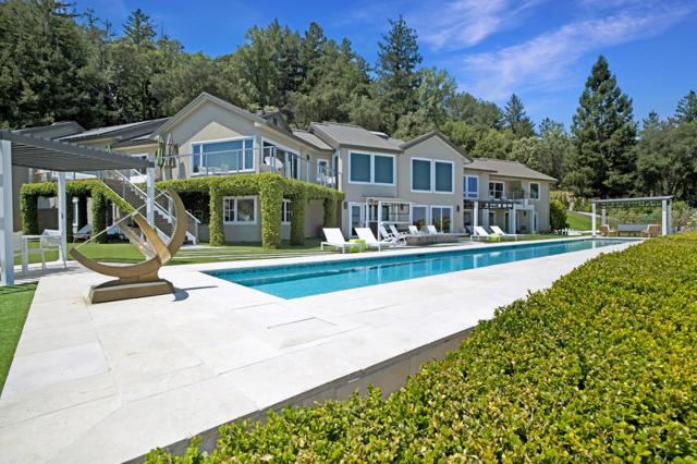 25 Oakhill Drive, Woodside CA: https://media.crmls.org/mediaz/909d2260-31b5-45a4-97ec-3a486f92495a.jpg