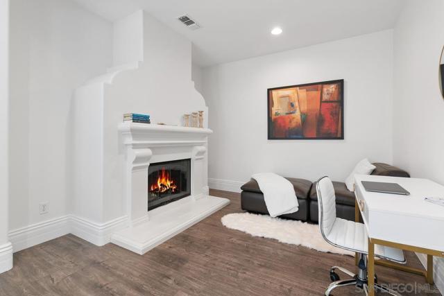 10237 Paseo De Linda, San Diego CA: https://media.crmls.org/mediaz/909d3de8-7cf7-43cf-b2fd-f046bcc25700.jpg