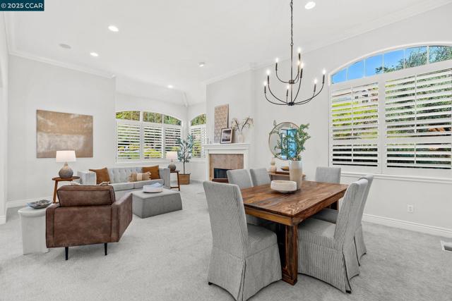 21 Monte Crest Ct., Walnut Creek CA: https://media.crmls.org/mediaz/909e82f9-4a1b-4467-a64d-b0b81a827faa.jpg