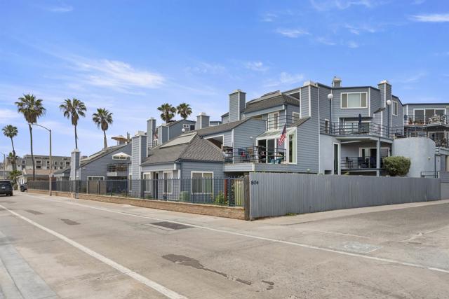 804 N The Strand, Oceanside CA: https://media.crmls.org/mediaz/909f3faa-b5e8-4a0a-9dfc-ab40b8334c5f.jpg