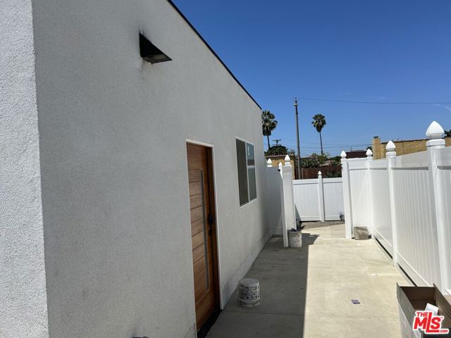 2158 77th Street, Los Angeles, California 90047, 4 Bedrooms Bedrooms, ,4 BathroomsBathrooms,Single Family Residence,For Sale,77th,24423467