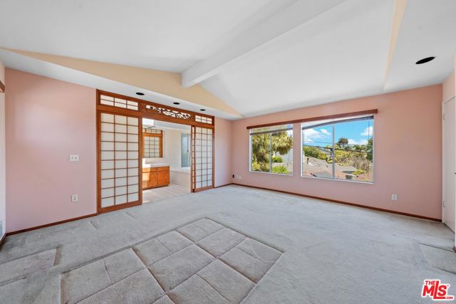 3512 Inglewood Boulevard, Los Angeles CA: https://media.crmls.org/mediaz/90a0027c-6901-4097-86e6-85ea5494efbb.jpg
