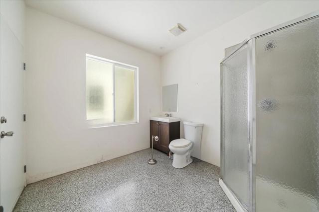 291 W Lilliana Drive, Palm Springs CA: https://media.crmls.org/mediaz/90a105c3-694b-4891-b74d-600735d99494.jpg