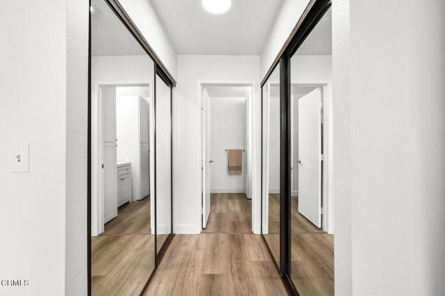 4275 Via Arbolada, Los Angeles CA: https://media.crmls.org/mediaz/90a166a3-1177-4ed0-a95b-5981e9c0fccd.jpg