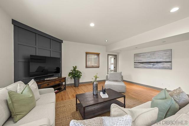 3003 Fried Avenue, San Diego CA: https://media.crmls.org/mediaz/90a1ba23-6806-4335-aedc-f8505b7fe130.jpg