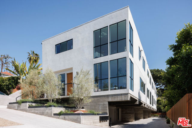 1624 Micheltorena Street, Los Angeles CA: https://media.crmls.org/mediaz/90a40878-840d-44f2-9dce-1462d34fc864.jpg