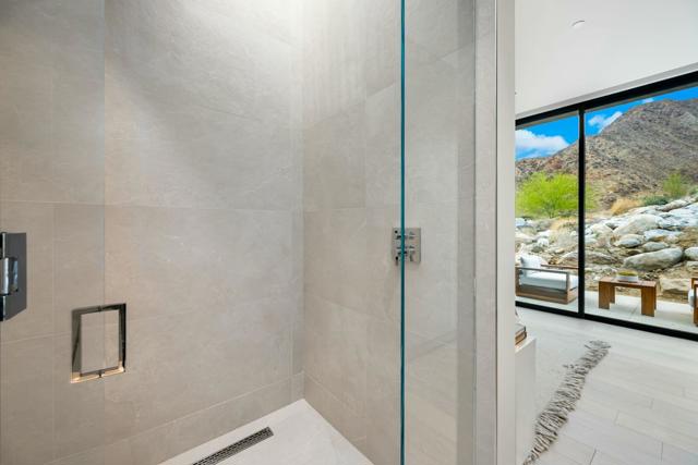 2085 Desert Flower Court, Palm Springs CA: https://media.crmls.org/mediaz/90a5ebf0-b863-41c6-be9b-5ba703e16e6e.jpg