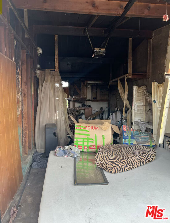550 Frances Drive, Barstow CA: https://media.crmls.org/mediaz/90a6bb43-4815-4b96-a618-7c3ad8678ac9.jpg