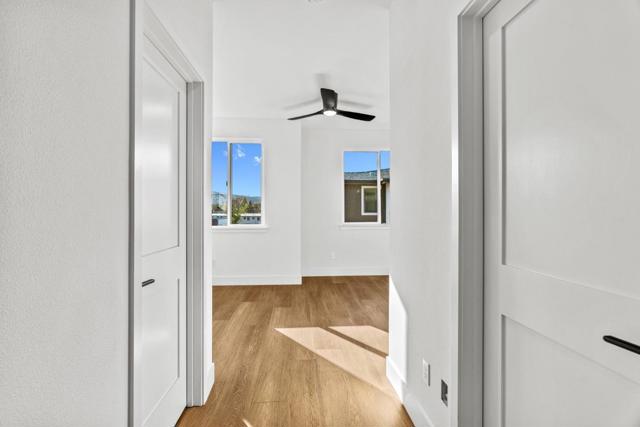 955 Woodside Road, Redwood City CA: https://media.crmls.org/mediaz/90a6cb7b-b334-4a4c-ba1b-28aef814a454.jpg