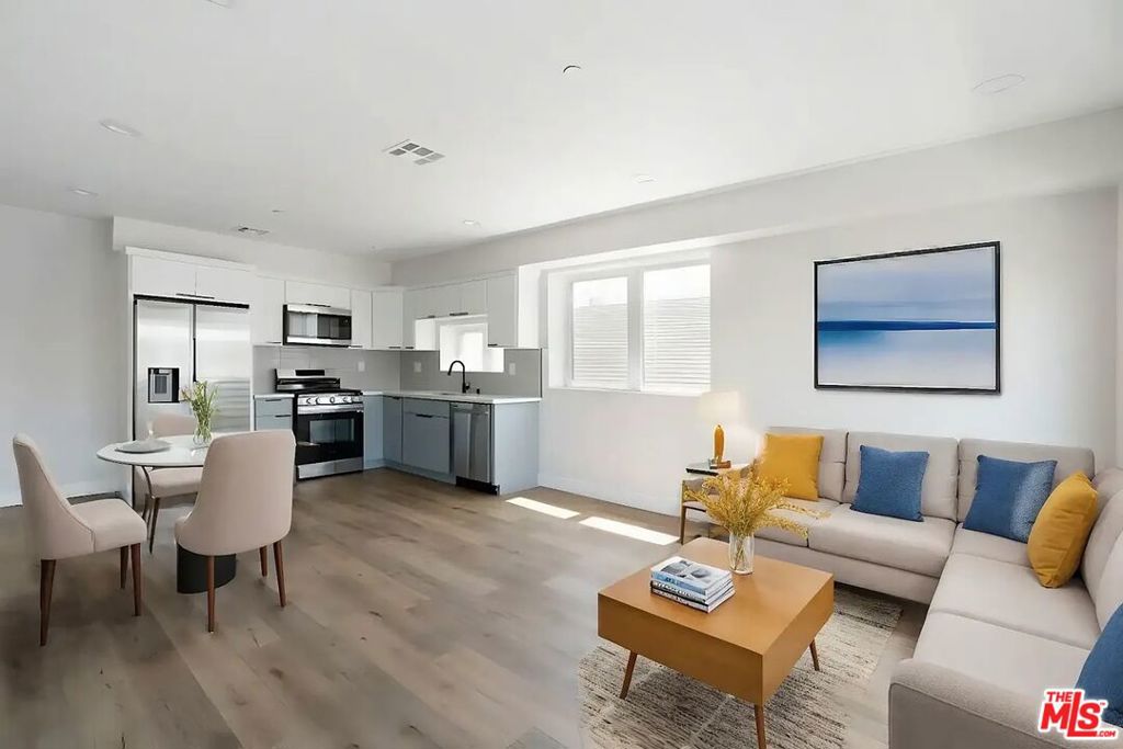 1724 Menlo Avenue #1/2