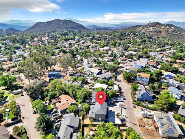 130 Scenic Dr, El Cajon CA: https://media.crmls.org/mediaz/90a83d4b-693b-461a-88b0-df0ba428c915.jpg