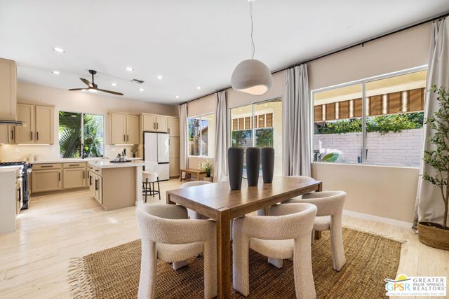 35871 Calle Raphael, Cathedral City CA: https://media.crmls.org/mediaz/90a8ffb4-64bb-4fa1-845f-bbcf484b5d99.jpg