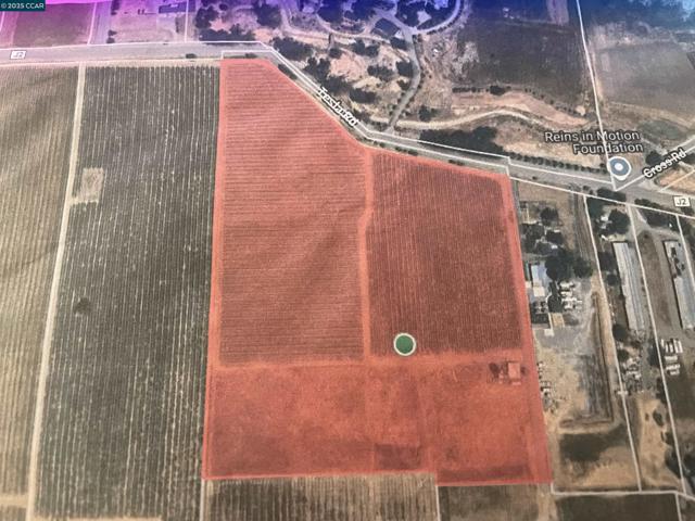 8901 Tesla Rd, Livermore CA: https://media.crmls.org/mediaz/90a94cef-85b3-4add-9a81-51efe0b432a5.jpg