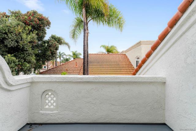 45 Saint Christophers Lane, Coronado CA: https://media.crmls.org/mediaz/90a9c01f-c80b-45ca-88b9-180beb9c2147.jpg