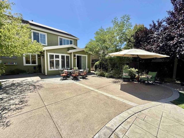 1164 Lexington Way, Livermore CA: https://media.crmls.org/mediaz/90aa9303-d90b-412a-a56b-647dfb24872c.jpg