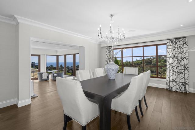 6404 La Jolla Scenic Drive S, La Jolla CA: https://media.crmls.org/mediaz/90aa96f0-fa24-45bc-9ef1-8bb2eb3bff72.jpg