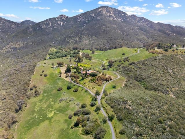 17156 Dos Hermanos, Poway CA: https://media.crmls.org/mediaz/90ab5f4b-6ae8-4b9b-9b8f-8abfa1e1c79a.jpg
