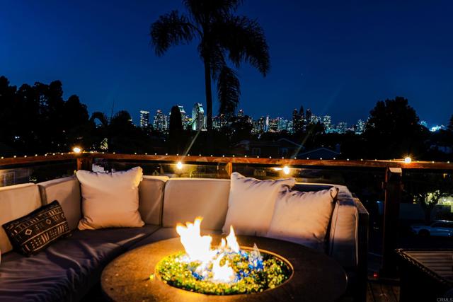 Detail Gallery Image 3 of 28 For 344 Pomona Ave, Coronado,  CA 92118 - 3 Beds | 2 Baths