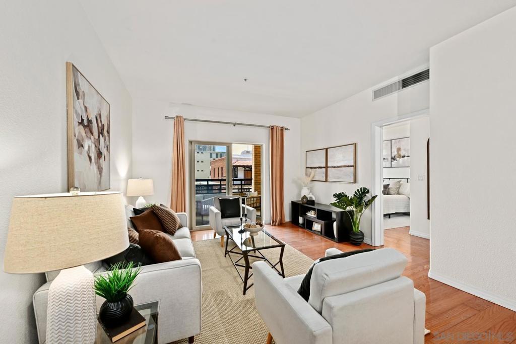 330 J St. - photo 6
