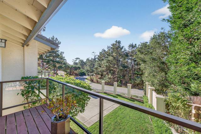 4051 Los Altos Drive, Pebble Beach CA: https://media.crmls.org/mediaz/90ae0334-6601-4034-927e-8db26e3201f4.jpg