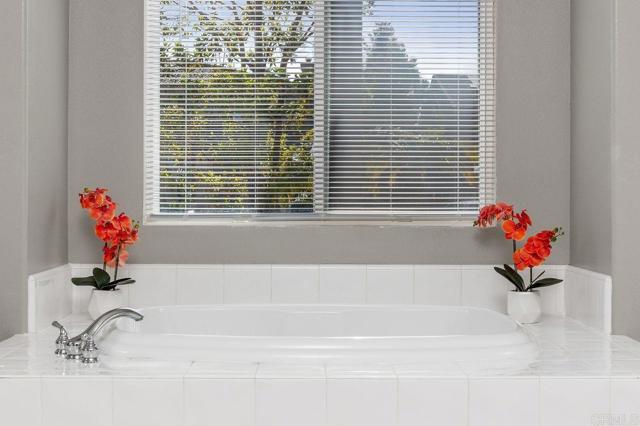 Detail Gallery Image 30 of 36 For 435 Sandalwood Ct, Encinitas,  CA 92024 - 4 Beds | 2/1 Baths