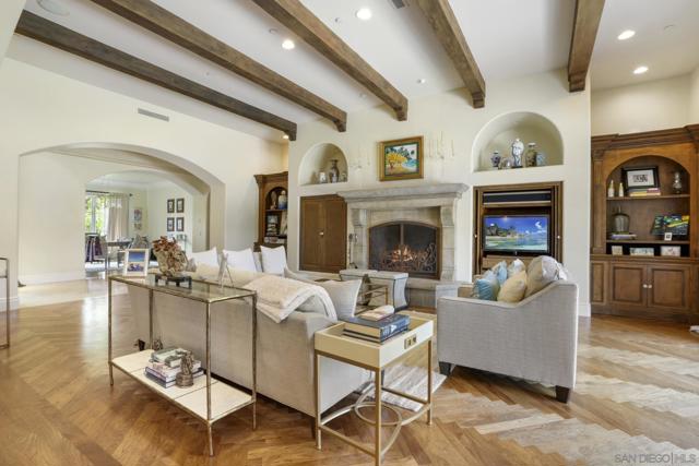16356 Rambla De Las Flores, Rancho Santa Fe CA: https://media.crmls.org/mediaz/90aebd31-62ae-48d3-99a4-dbe7f8c0330f.jpg