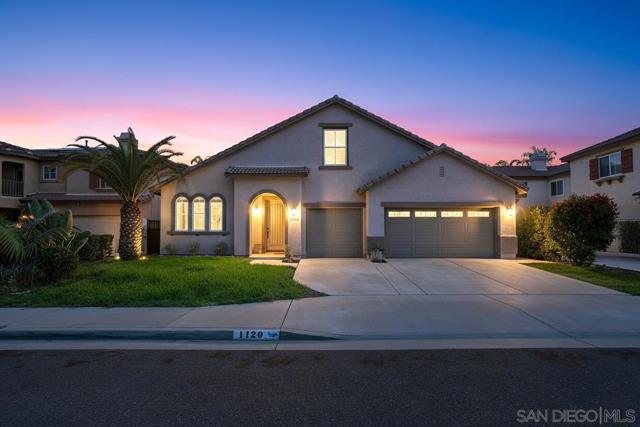 1120 Parkview Dr, Oceanside CA: https://media.crmls.org/mediaz/90aed328-3c9d-40ac-b531-93888b0ed32f.jpg
