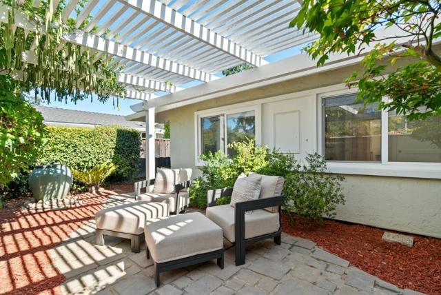 247 Marchmont Drive, Los Gatos CA: https://media.crmls.org/mediaz/90afce6d-38b5-42ff-ba2b-8788e0c333e3.jpg