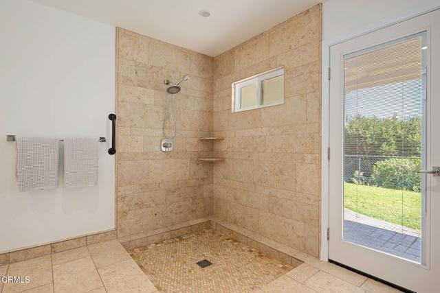 Detail Gallery Image 22 of 33 For 1111 Crestline Dr, Santa Barbara,  CA 93105 - 3 Beds | 2/1 Baths