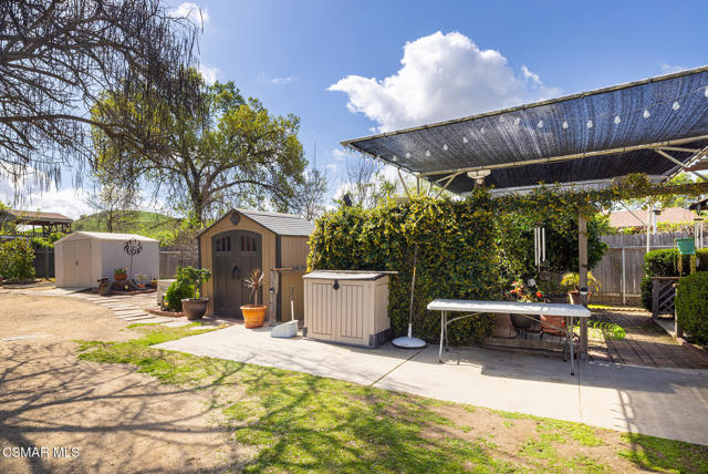 5356 Chesebro Road, Agoura Hills CA: https://media.crmls.org/mediaz/90b1b981-001a-4438-ae5a-6f37934a54db.jpg