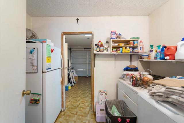 4643 Cherokee Avenue, San Diego CA: https://media.crmls.org/mediaz/90b2073d-ded7-440a-aef9-e5c981967598.jpg