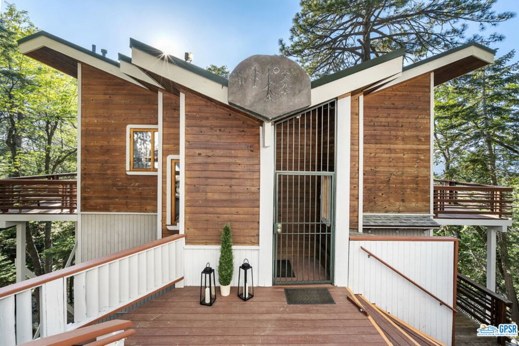 53085 Cedar Crest Drive, Idyllwild, CA 92549