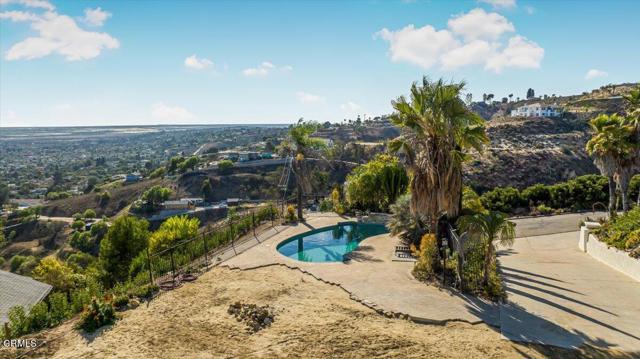 Detail Gallery Image 10 of 26 For 520 E Highland Dr, Camarillo,  CA 93010 - – Beds | – Baths