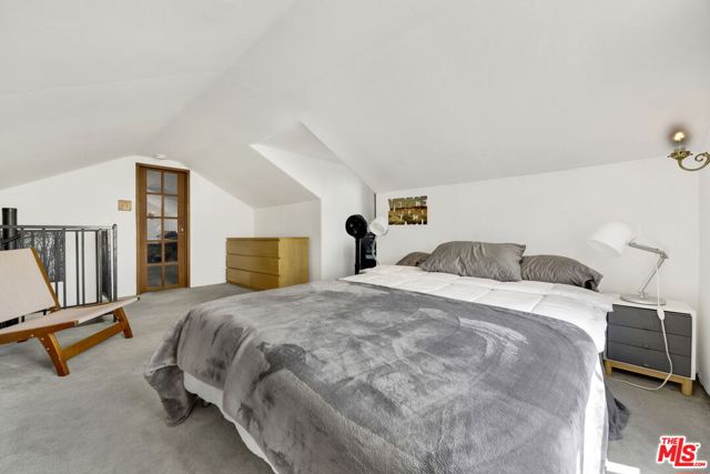 3456 Beethoven Street, Los Angeles CA: https://media.crmls.org/mediaz/90b328f4-bfaa-48e5-a8de-c6fc16332824.jpg
